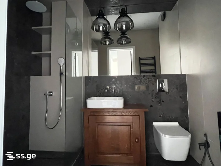 2 room Flat For Rent. Ortachala