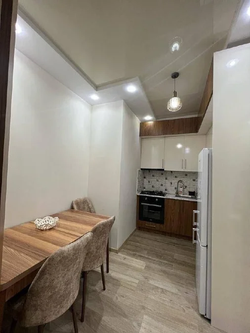 2+1 на ჰაიდარ აბაშიძის ქუჩა 19 Bagrationi District