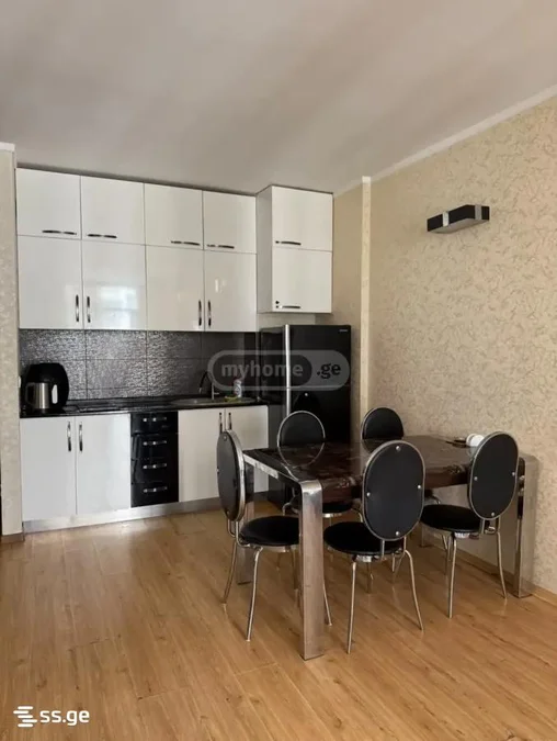1+1 на Sherif Khimshiashvili St 4 Khimshiashvili District
