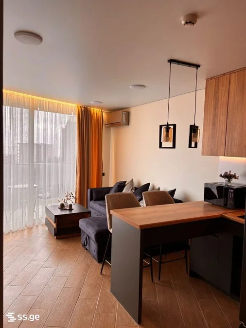 1+1 на Airport road 14 Airport District