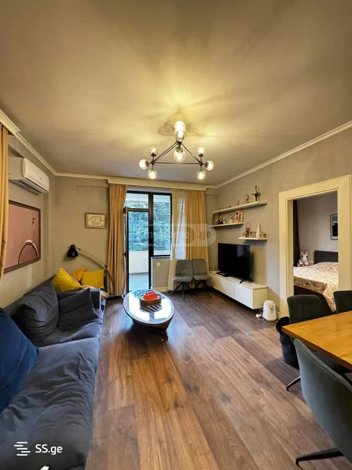 3 room Flat For Rent. Vake