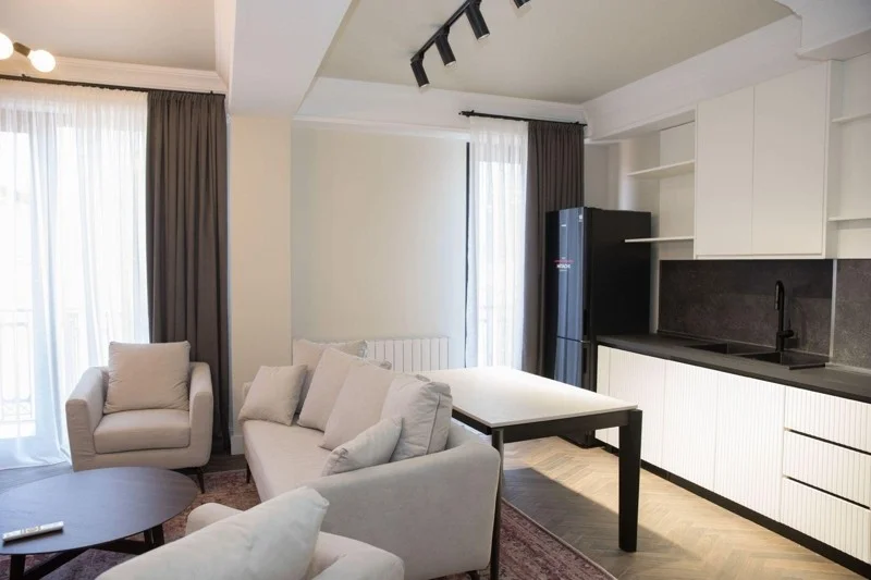 Ул. Михайя Зичи, 12: 2-комнатная, 68.0 м²