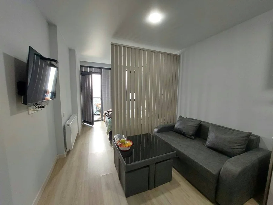 Студия, Лорткифанидзе 24, 35 кв.м, $400