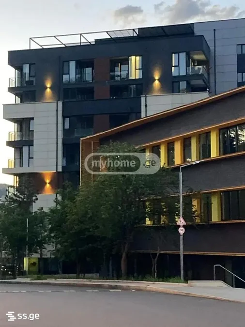3-комнатная квартира в Тбилиси
