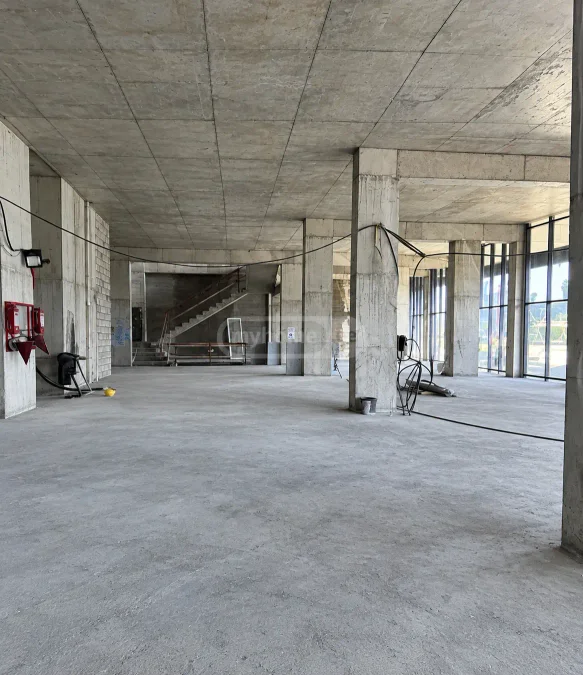 Commercial space For Rent