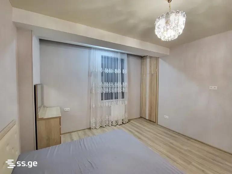 3-комнатная квартира в Тбилиси
