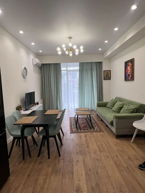 Ираклия Абашидзе, 38: 2-комнатная, 70.0 м²