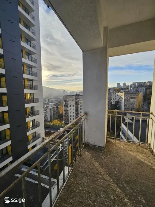 5-комнатная квартира на продажу. Сабуртало