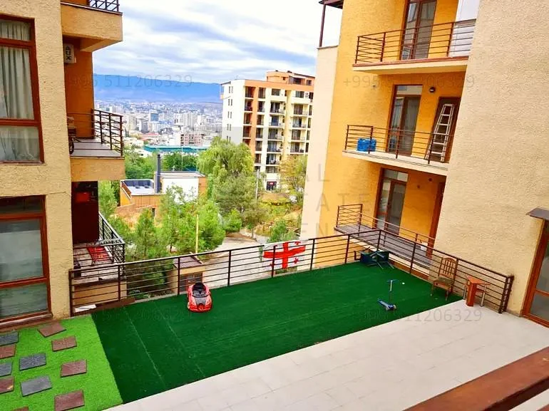 3 room Flat for rent. Vera