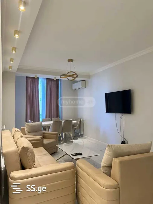 3 room Flat For Rent. Vake