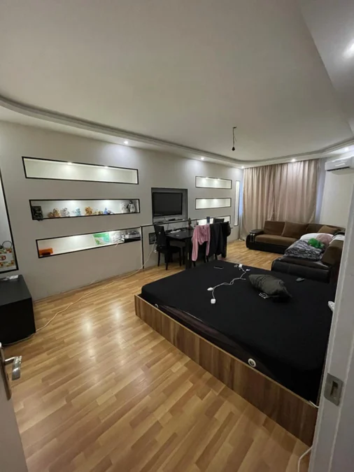Dirsi Riverview Retreat