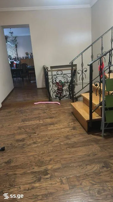 8 room Hotel For Sale. Avlabari