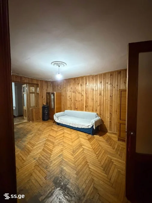 3-комнатная квартира в районе Кахабри