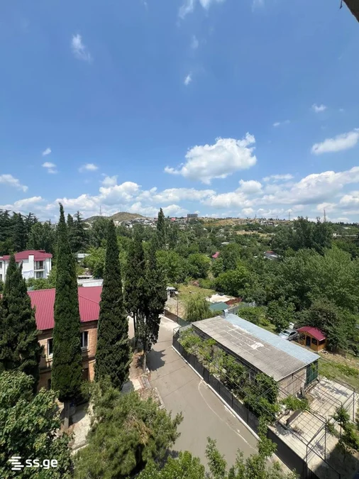 3-комнатная квартира в Тбилиси