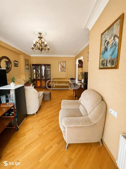 4-комнатная квартира Продаётся. Сабуртало