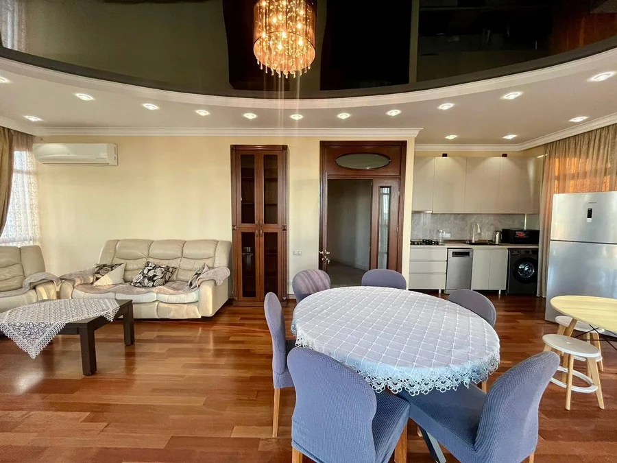 Квартиру 3+1 по улице Руставели,15