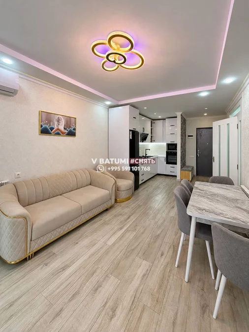 3-комнатная квартира с 2 спальнями, Новый Бульвар, $800