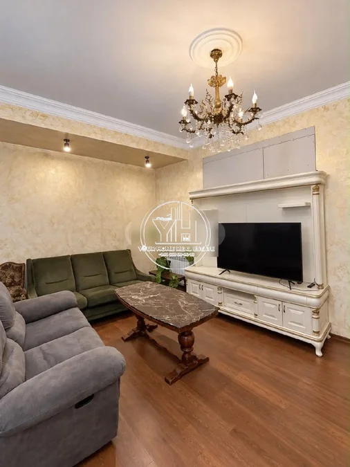 4 комнатная квартира в аренду в районе Руставели, $500
