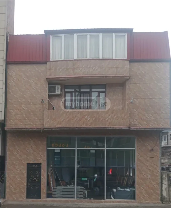 Частный дом с 6 комнатами в районе Багратиони