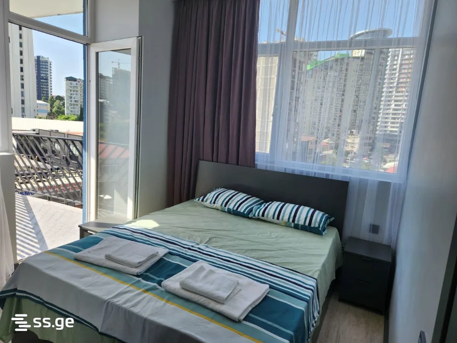 3-комнатная квартира на ул. Багратиони, $120000