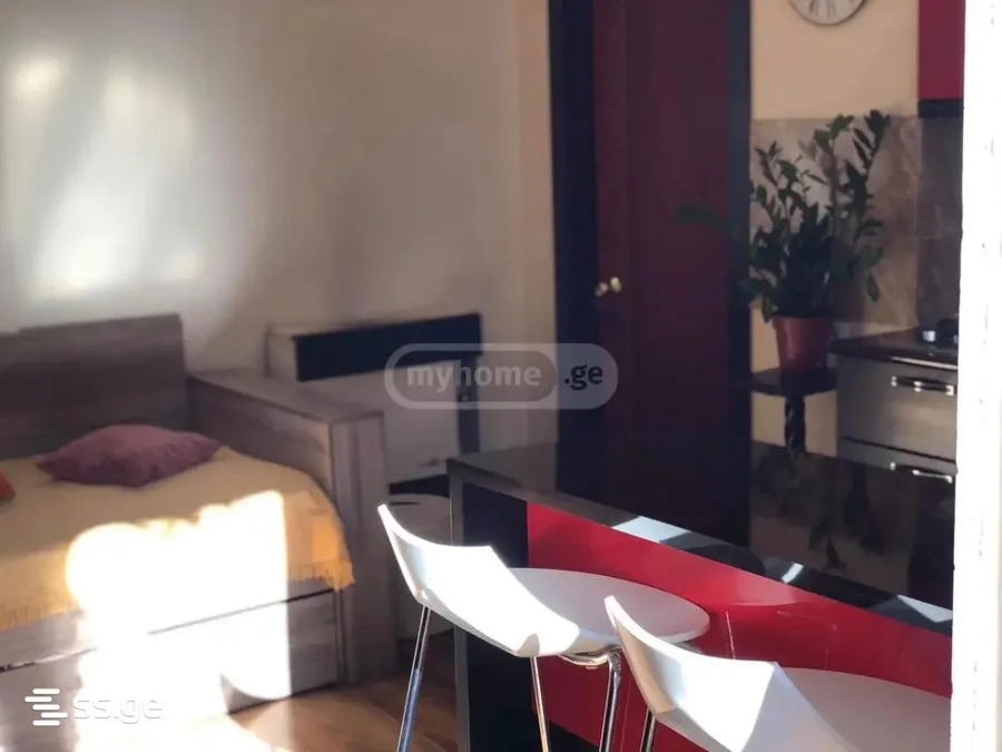 Коммерческое помещение на улица Цотне Дадиани 1 Sololaki