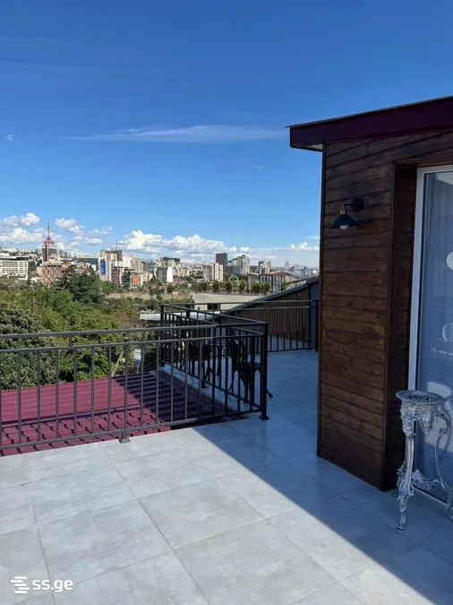 4 room Private House For Sale. Ortachala