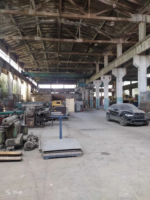 Store-Industrial property For Rent. Didi digomi