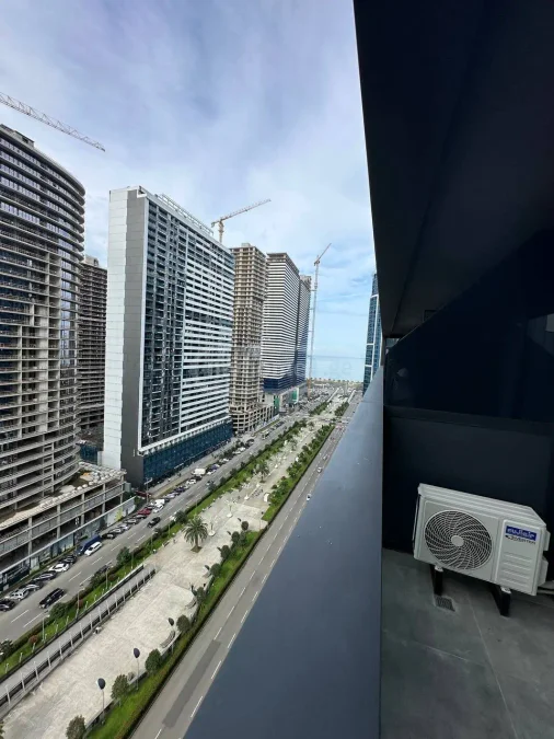 1+1 на Blue Sky Tower проспект Жиули Шартава 13 ხიმშიაშვილის უბანი