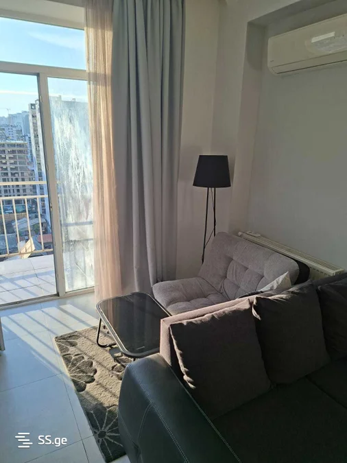 1+1 room, 60 m² apartment