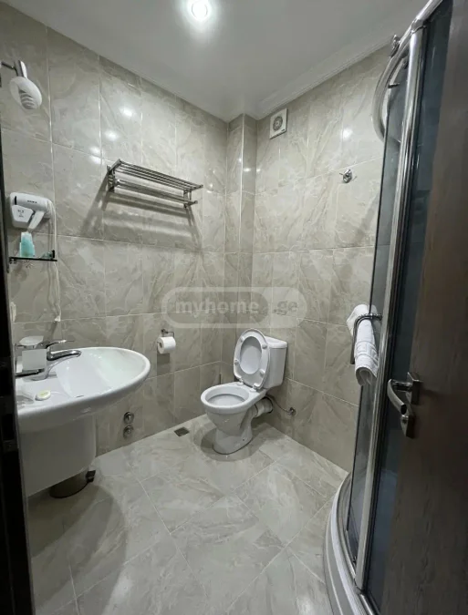 1-комнатная квартира, 30 кв.м, $270