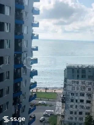 3-комнатная квартира в Химшиашвилиском районе