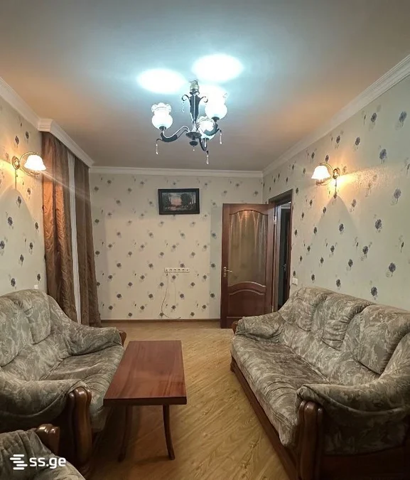 3-комнатная квартира в Тбилиси