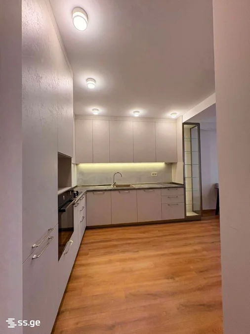Коммерческое помещение на Avto Varazi st. 99დ Lisi lake
