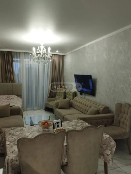Квартира 1+1, 60 м²