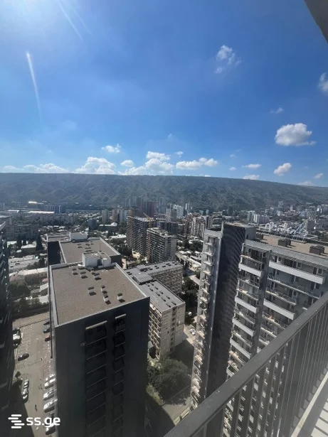 3-комнатная квартира. Исани