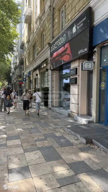 Коммерческое помещение в Ваке, 200 кв.м, $6300