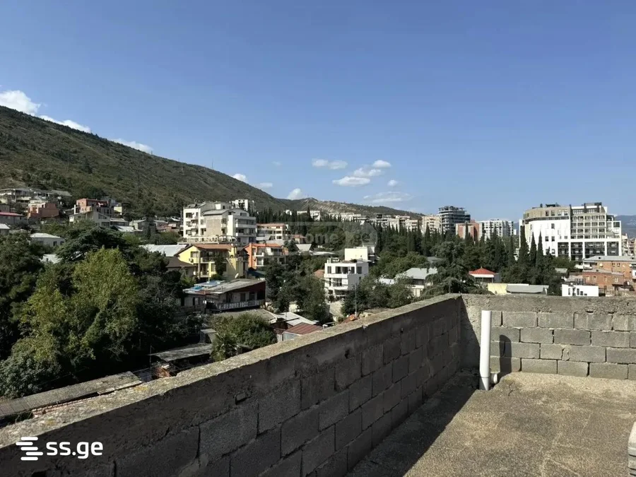 Коммерческое помещение на იაკობ გოგებაშვილის ქუჩა 30 Vera