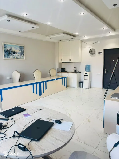 Commercial space For Sale. Varketili