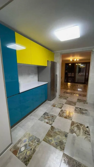 Большой дом , район ул. Хахули, $3300