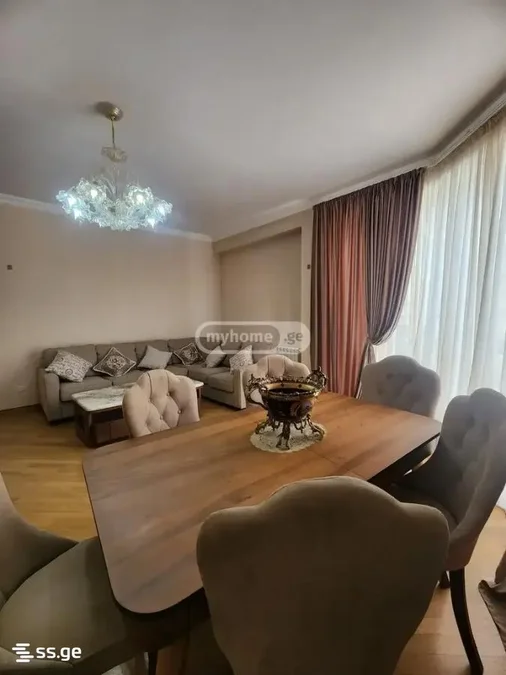 3-комнатная квартира. Район Важа-Пшавела