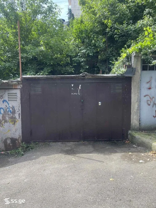 Гараж 19 м², ул. Цинцадзе, 48