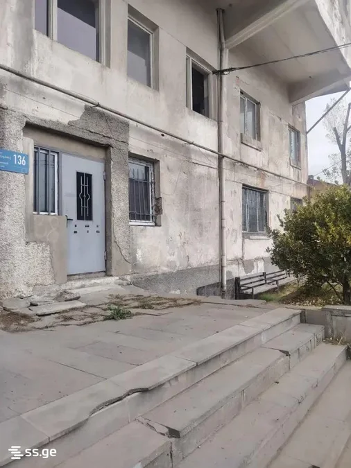4-комнатная квартира в Тбилиси