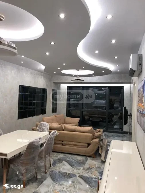 2-комнатная квартира в районе Старого Батуми