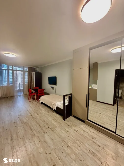 1+1 на Yalcin Star Residence Pirosmani Street 16ა Airport District
