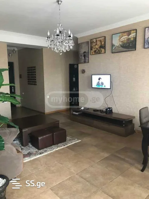 3 room Flat For Rent. Vera