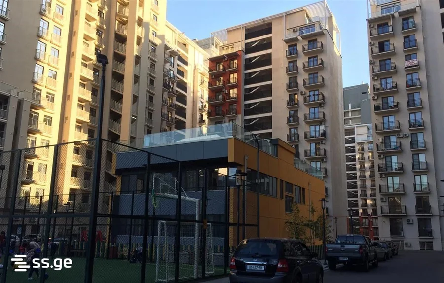 Коммерческое помещение на улица Гиви Картозиа Saburtalo