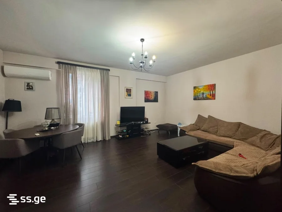 3 room Flat For Sale. Vera
