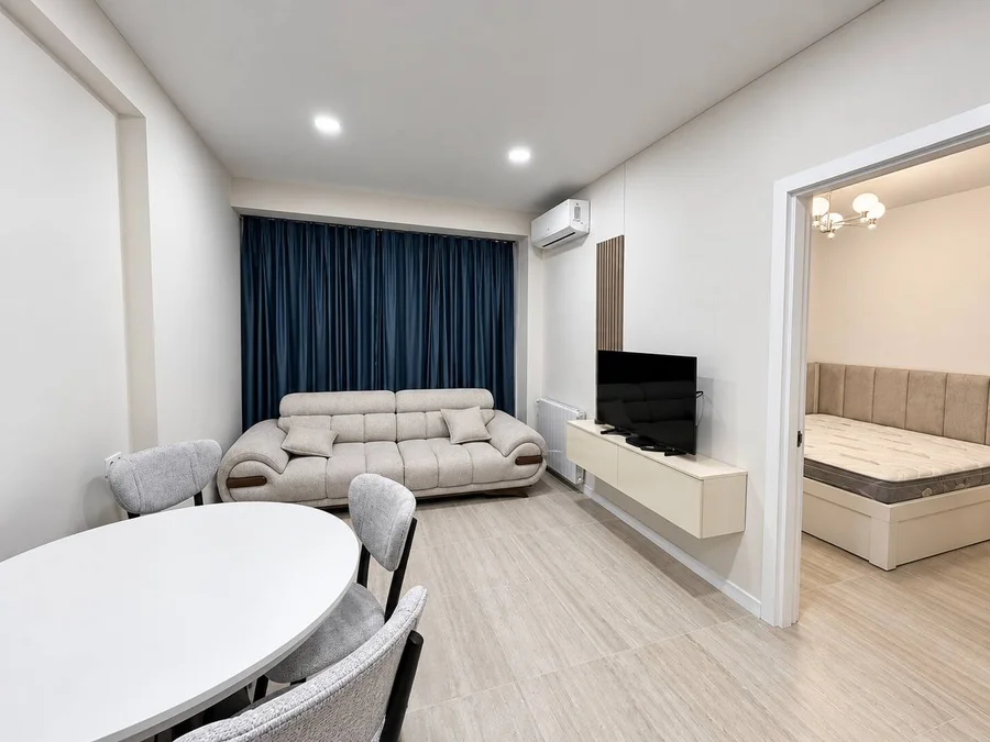 2-комнатная квартира, 45 м², Аллея Героев, $700