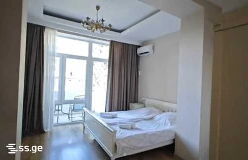 3 room Flat For Rent. Vake