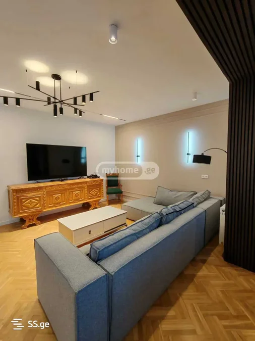 4 room Flat For Rent. Vake